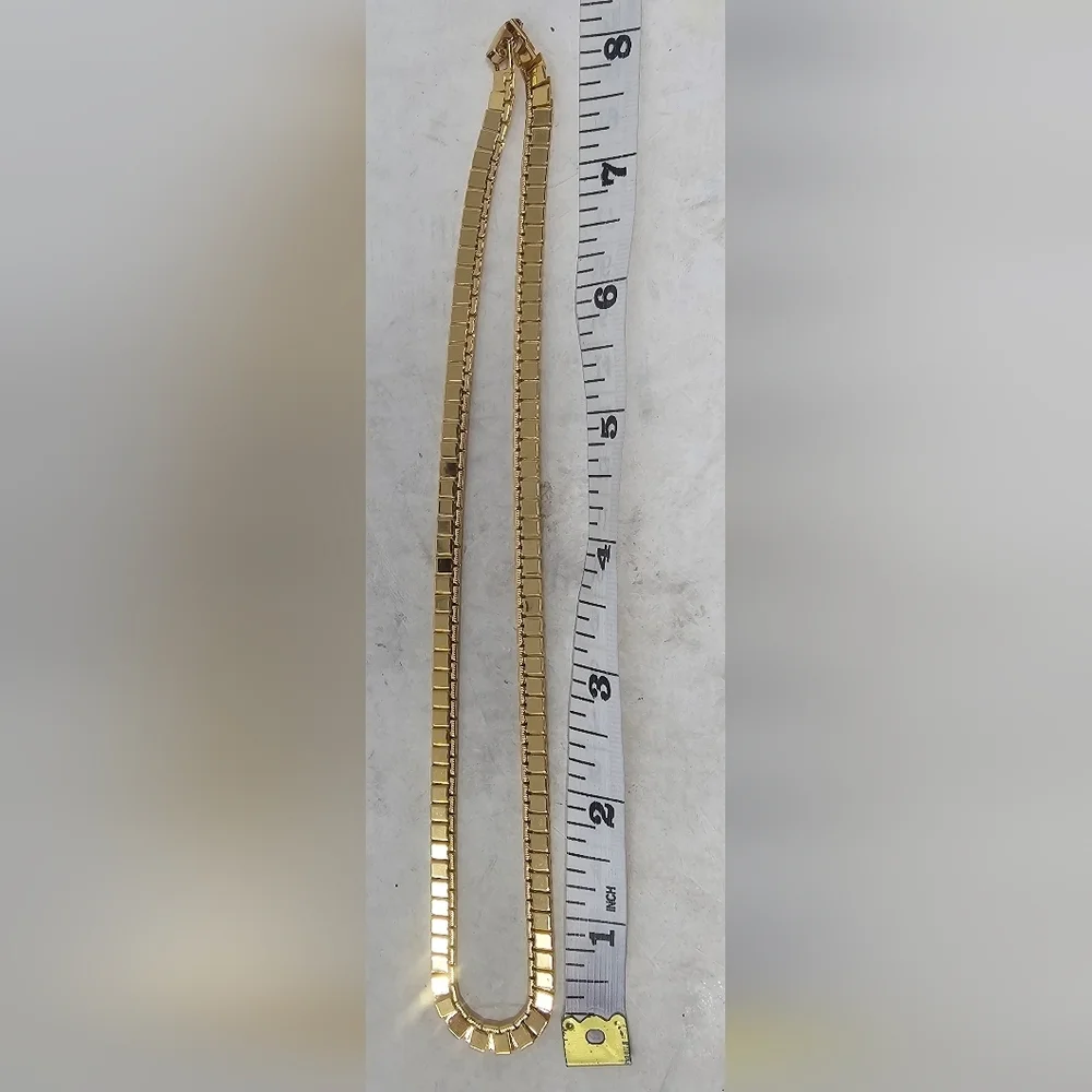 Vintage Monet Gold Plated Flat Box Chain 17" Necklace Signed - Picture 9 of 10